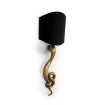 Serpentine wall lamp